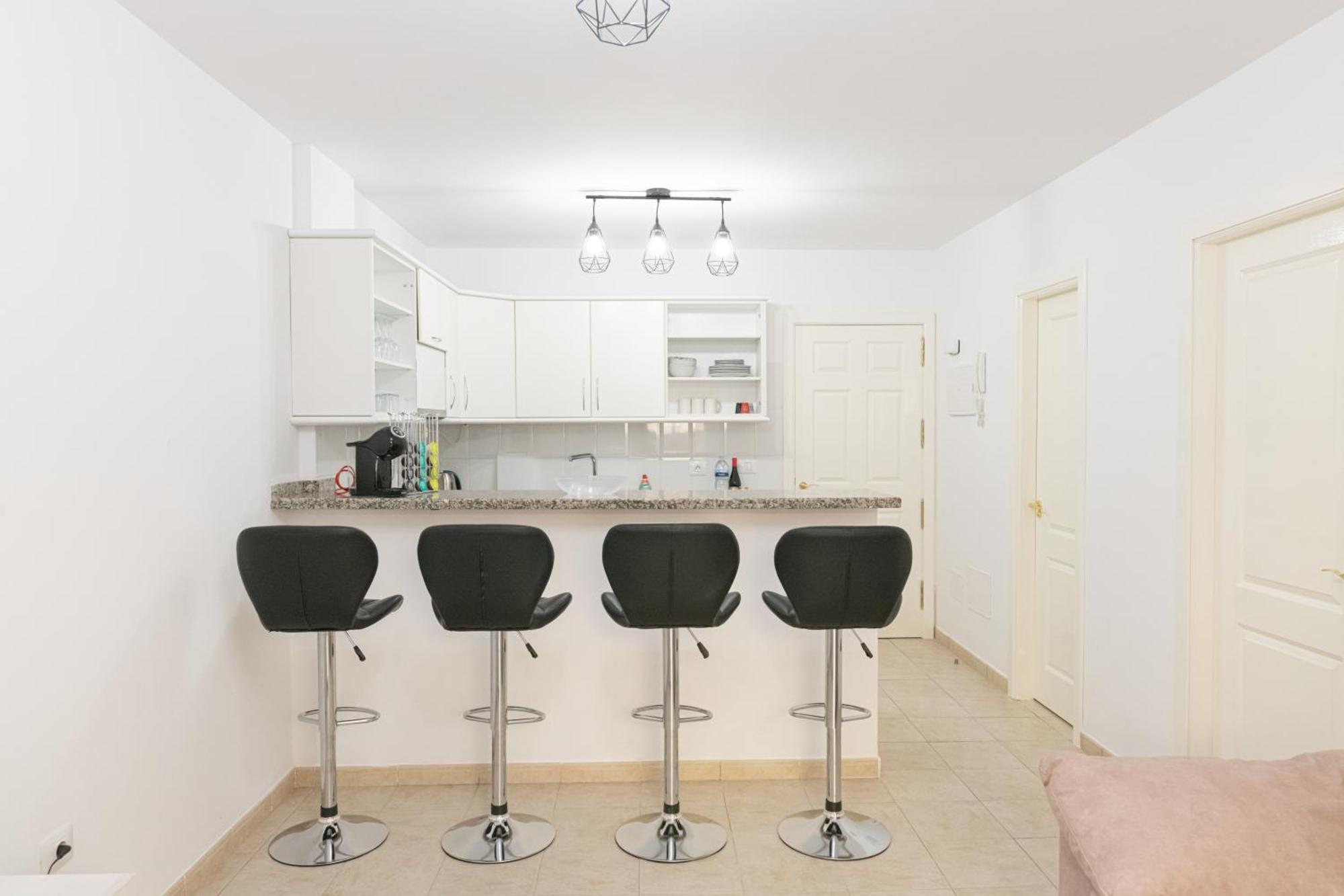 Iki White Playa La Arena Apartment Puerto de Santiago  Bagian luar foto